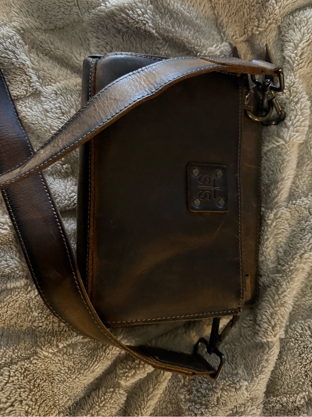 STS Ranchwear Brown Leather Crossbody Bag
